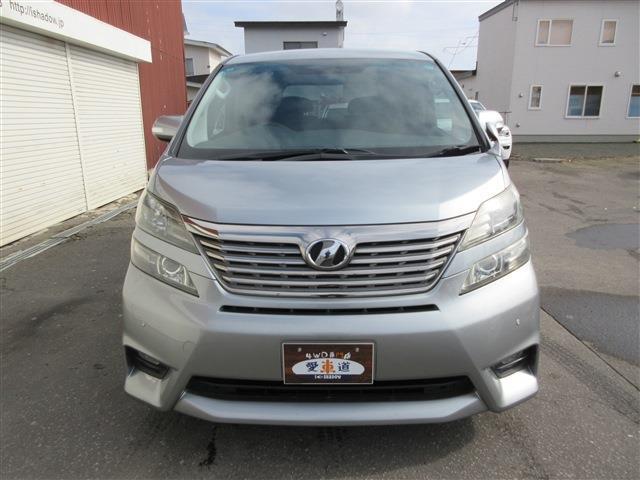 2009 Toyota Vellfire – thumbnail 3