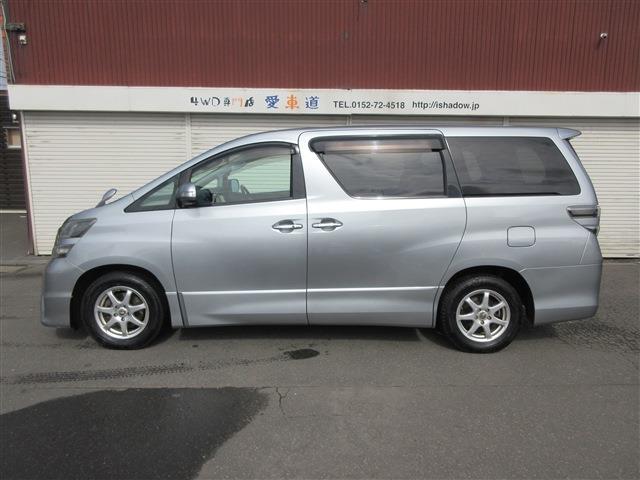 2009 Toyota Vellfire – thumbnail 4