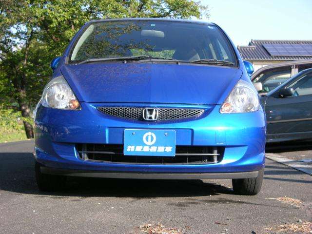 2004 Honda Fit – thumbnail 2