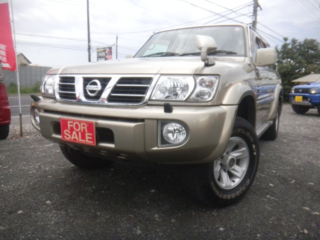 2002 Nissan Safari