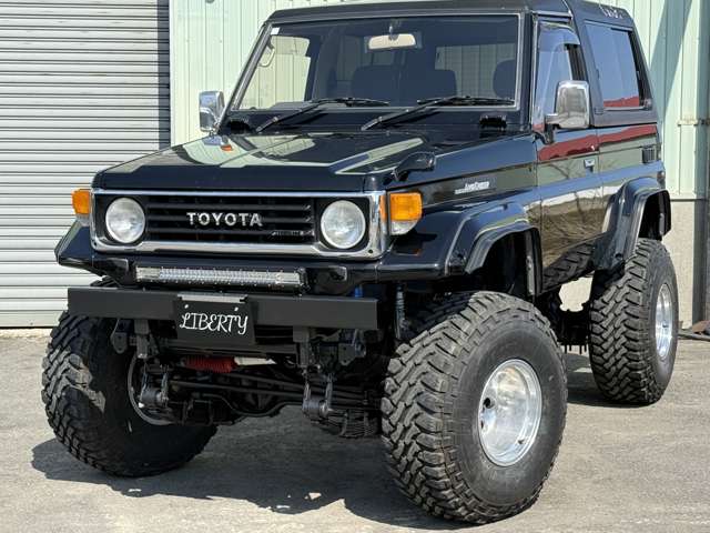1997 Toyota Land Cruiser 70 – thumbnail 2