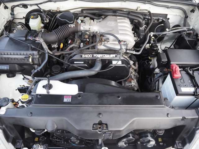 2004 Toyota Land Cruiser Prado – thumbnail 3