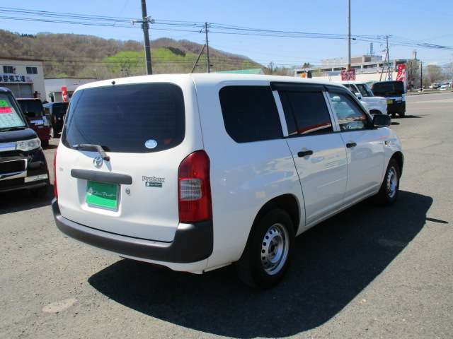 2006 Toyota Probox Van – thumbnail 4
