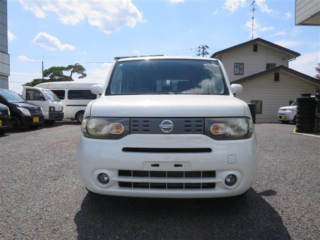 2009 Nissan Cube – thumbnail 2