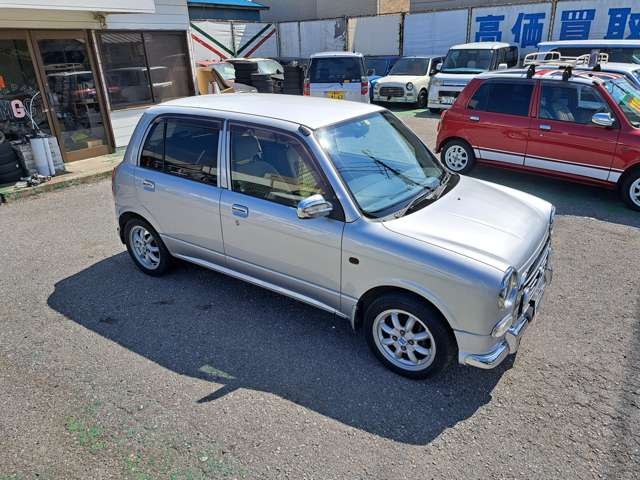 2002 Daihatsu Mira Gino – thumbnail 4