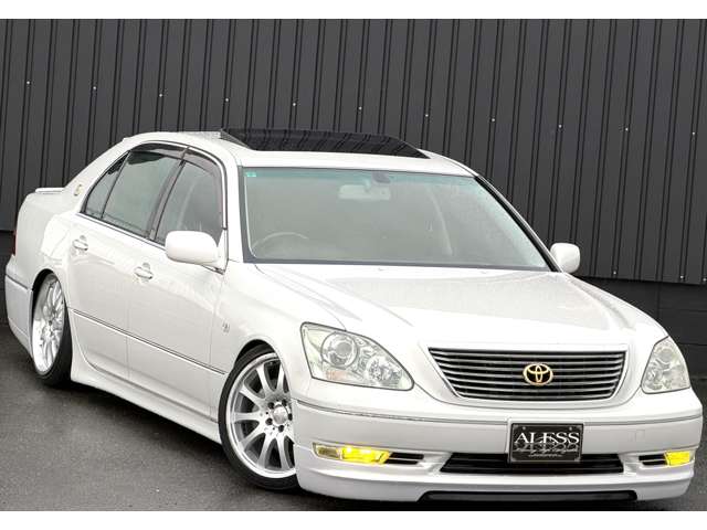 2005 Toyota Celsior – thumbnail 3