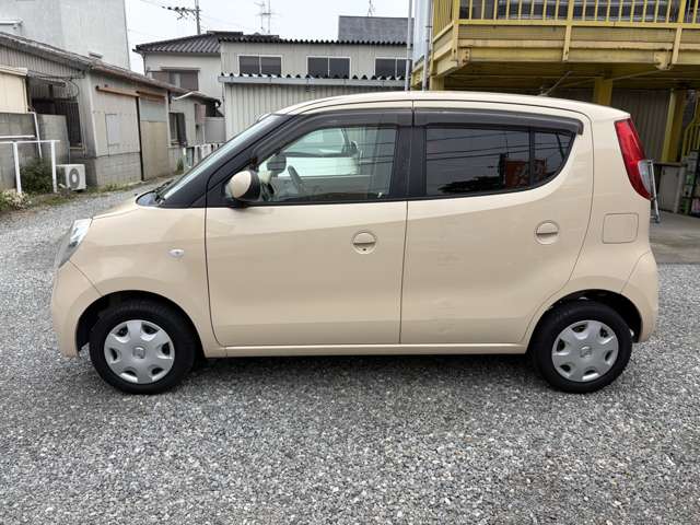 2010 Nissan Moco – thumbnail 3