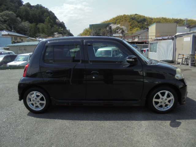 2007 Daihatsu Esse – thumbnail 4