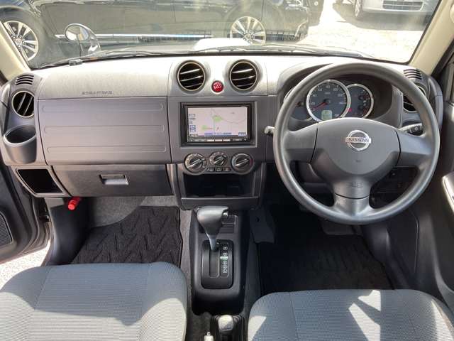 2009 Nissan Kix – thumbnail 4