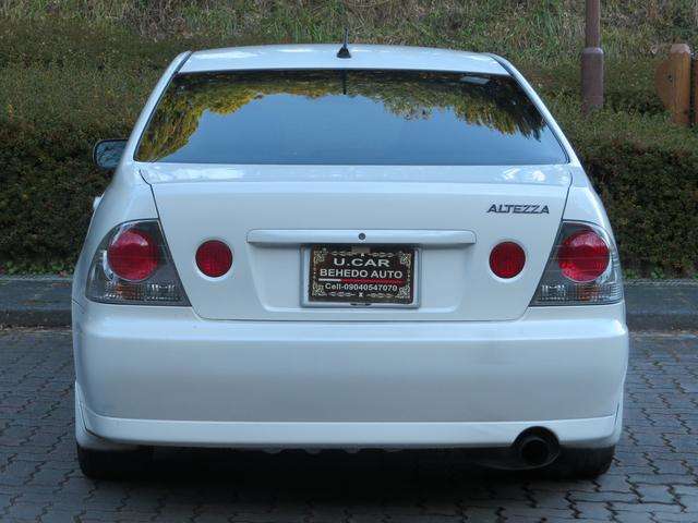 2002 Toyota Altezza – thumbnail 3