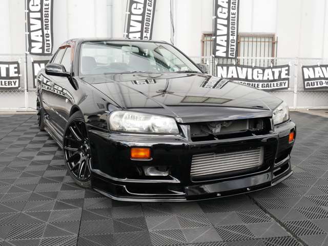 2001 Nissan Skyline – thumbnail 2
