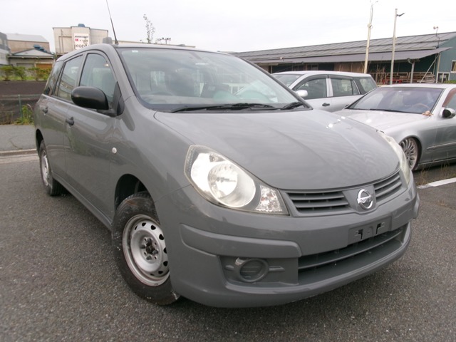 2010 Nissan AD