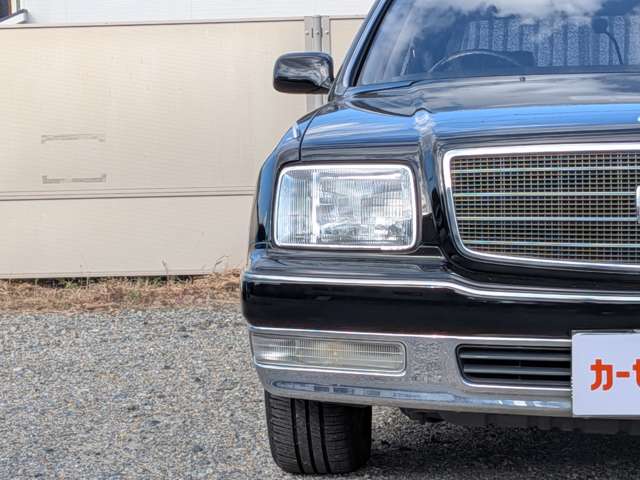 2001 Toyota Century – thumbnail 3
