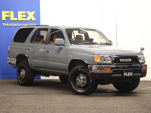 1996 Toyota Hilux Surf – thumbnail 4