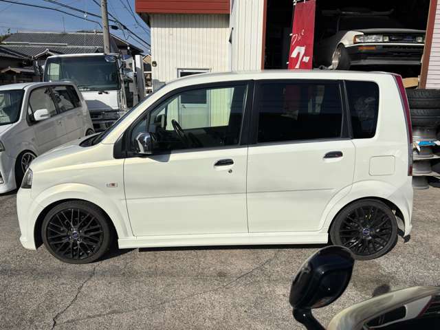 2003 Daihatsu Move – thumbnail 4