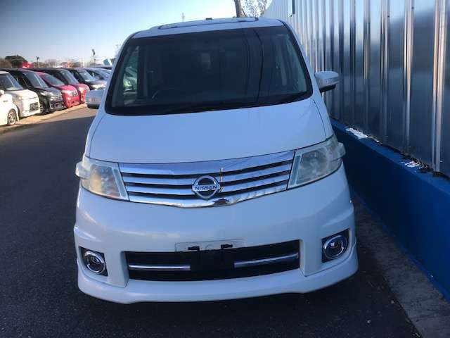 2007 Nissan Serena – thumbnail 4