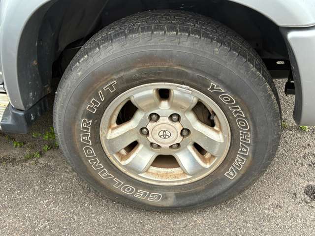 1996 Toyota Hilux Surf – thumbnail 4