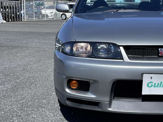 1996 Nissan Skyline GT-R – thumbnail 3