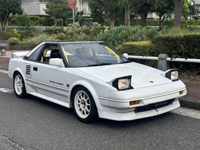 1986 Toyota MR2 – thumbnail 2
