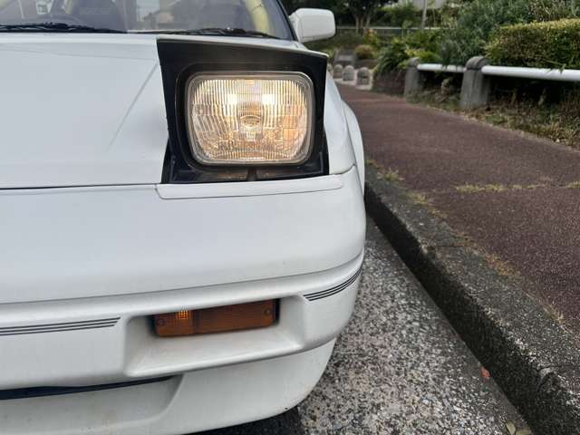 1986 Toyota MR2 – thumbnail 4