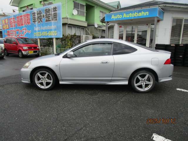 2005 Honda Integra – thumbnail 4