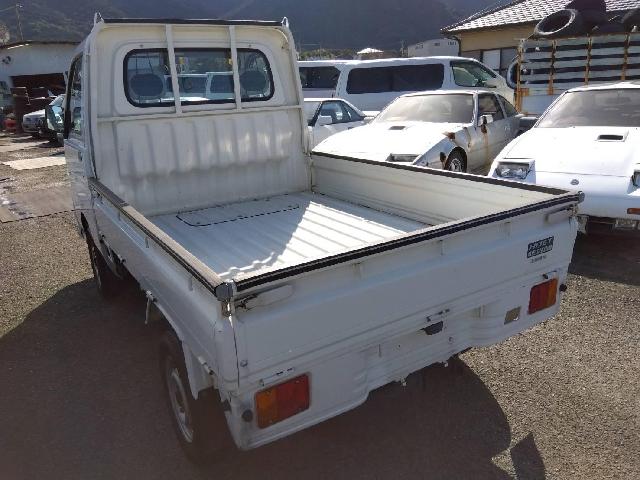 2001 Daihatsu Hijet Truck – thumbnail 2