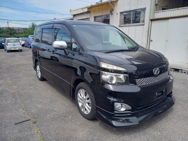 2011 Toyota Voxy