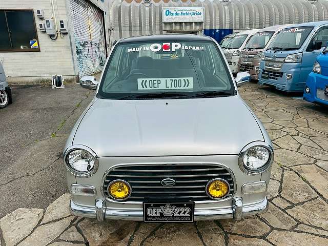 2001 Daihatsu Mira – thumbnail 4