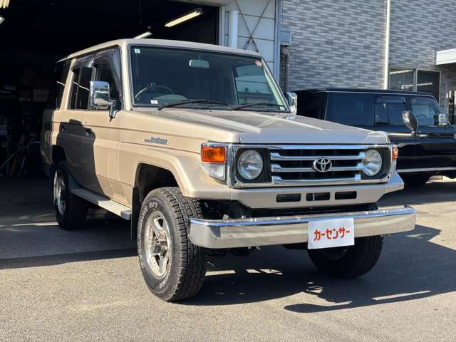 2003 Toyota Land Cruiser 70 – thumbnail 4