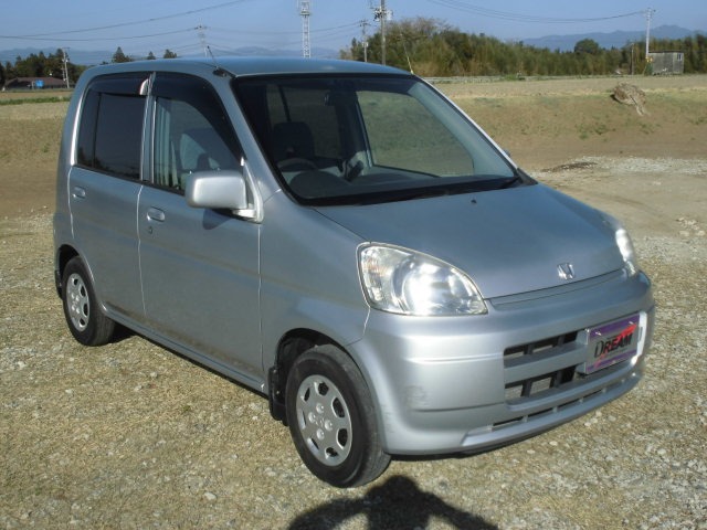 2003 Honda Life
