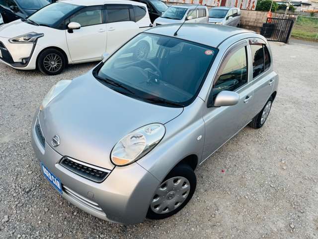 2010 Nissan March – thumbnail 3