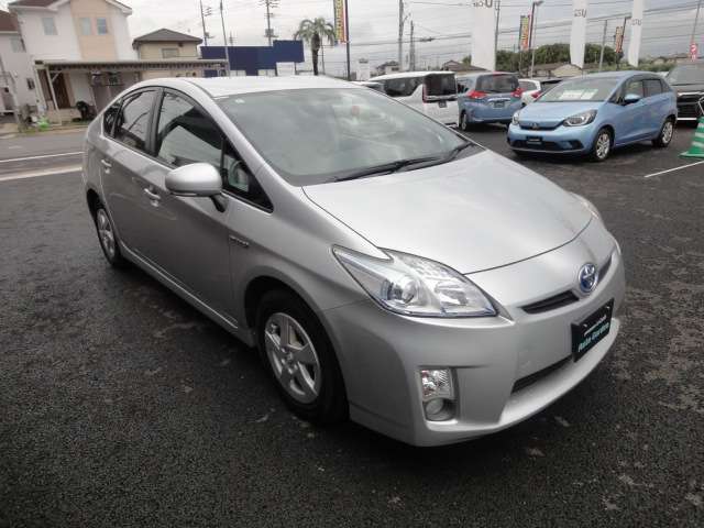 2010 Toyota Prius – thumbnail 4