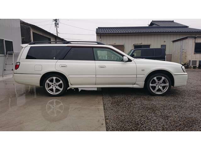 2000 Nissan Stagea – thumbnail 4