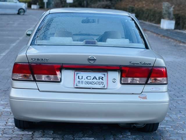 2003 Nissan Sunny – thumbnail 3