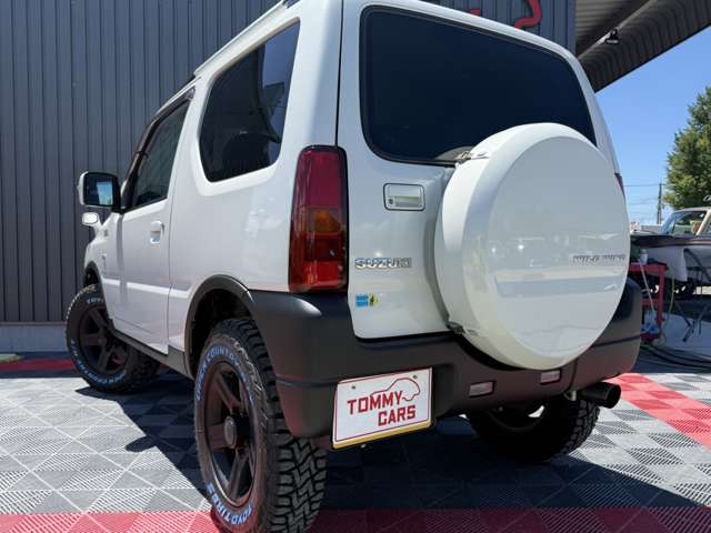 2008 Suzuki Jimny – thumbnail 2