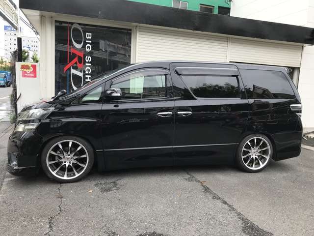 2009 Toyota Vellfire – thumbnail 2