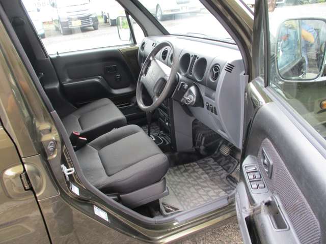 2001 Daihatsu Naked – thumbnail 2
