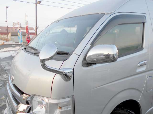 2006 Toyota Hiace – thumbnail 3