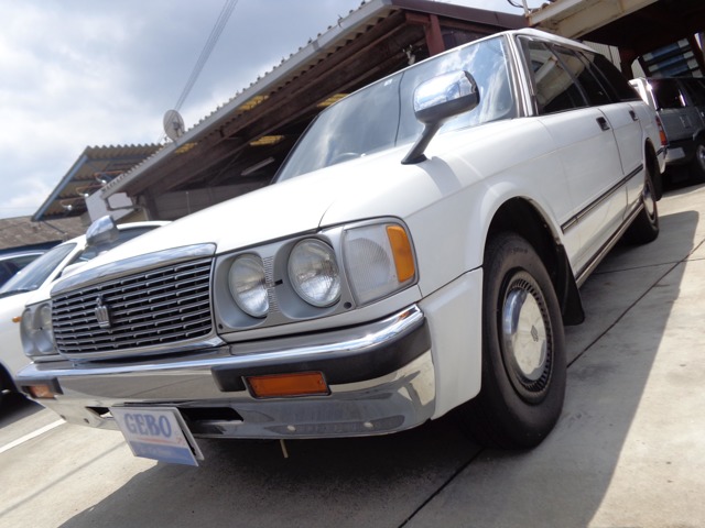 1998 Toyota Crown Van