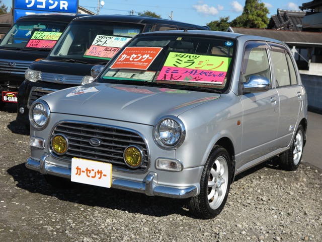 2001 Daihatsu Mira Gino