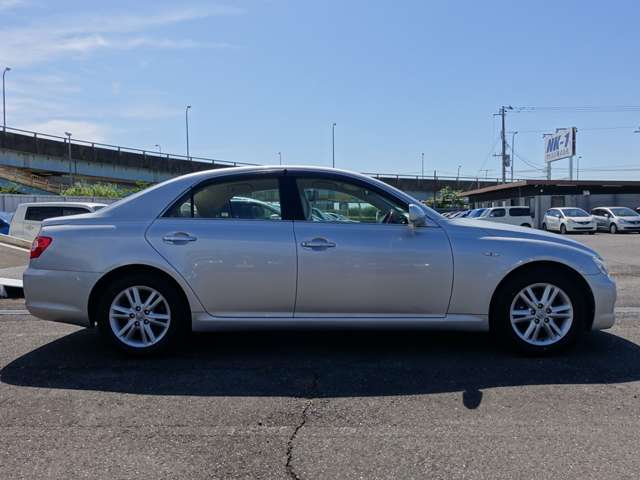 2006 Toyota Mark X – thumbnail 4