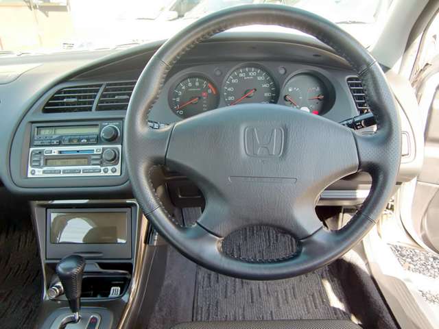 2002 Honda Accord – thumbnail 2