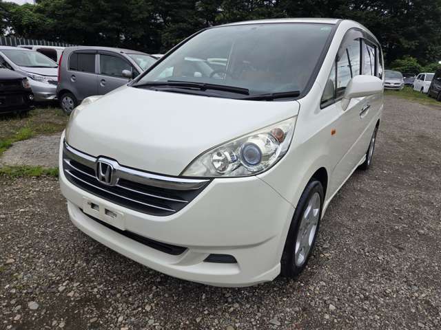 2005 Honda Stepwgn – thumbnail 3