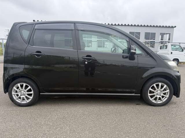 2007 Daihatsu Move – thumbnail 4