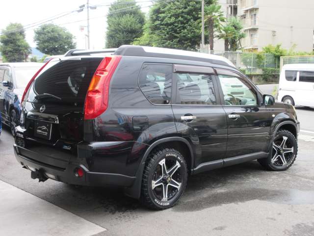 2009 Nissan X-Trail – thumbnail 2