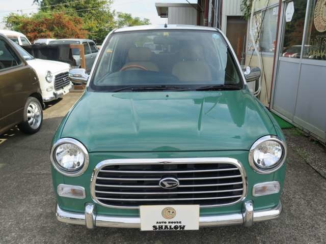 2004 Daihatsu Mira Gino – thumbnail 2