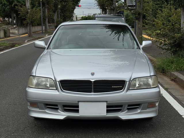 1996 Nissan Leopard – thumbnail 3