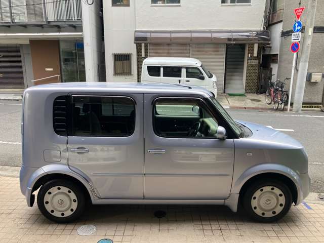2003 Nissan Cube – thumbnail 2
