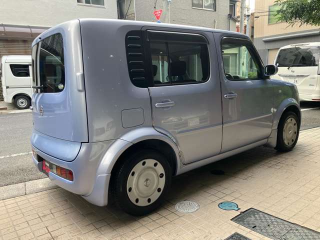 2003 Nissan Cube – thumbnail 3