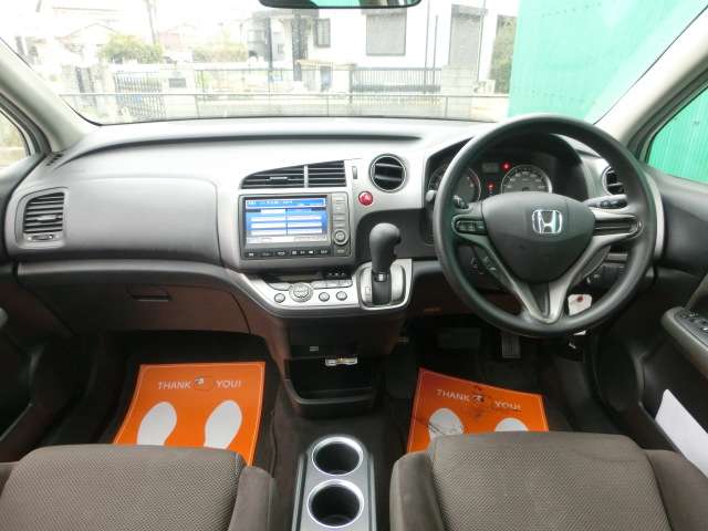 2007 Honda Stream – thumbnail 4